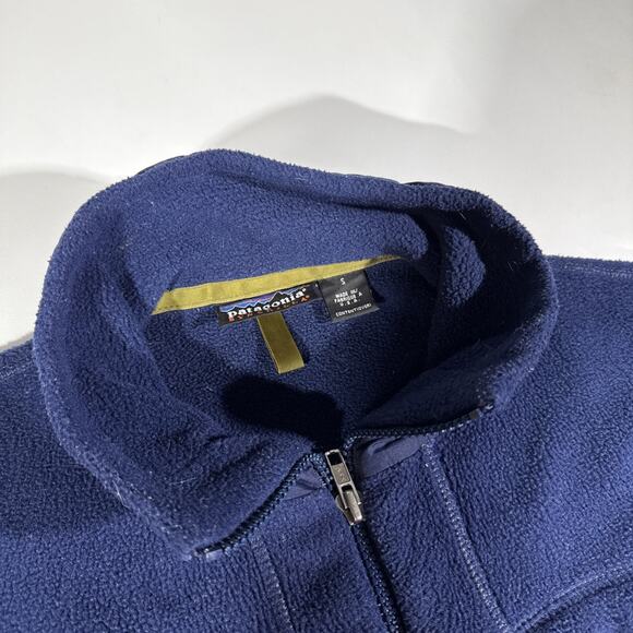 Vintage Patagonia Retro Cardigan Jacket Mens Large Red Made In USA 23022 - Picture 2 of 11